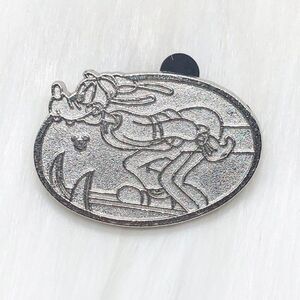 🔮 5/$25 Disney Goofy Skiing Chaser‎ Pin